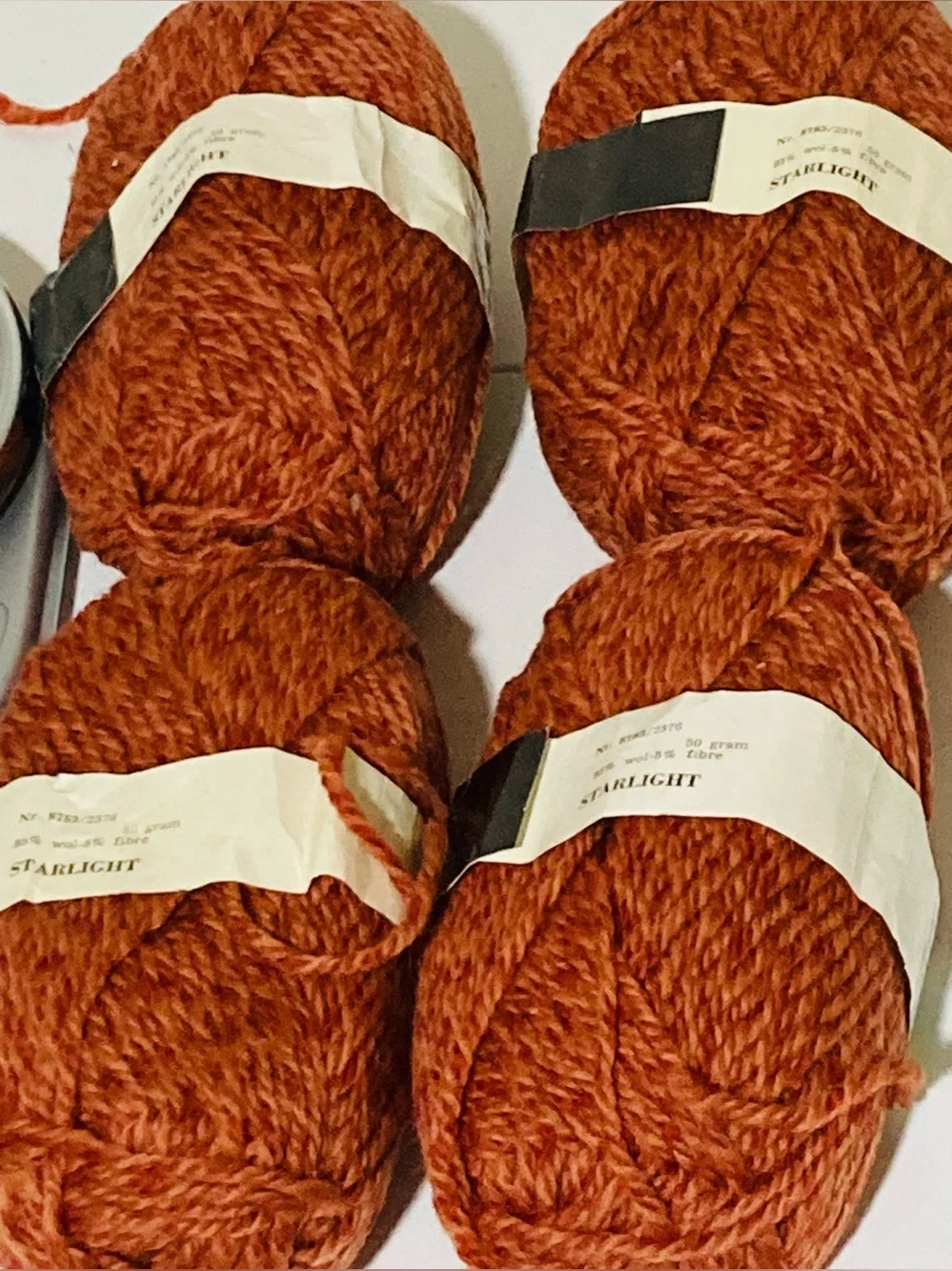 4 NWT (50g each) Van Wyck La Reine Des Laines Starlight 95% Wool 5% Fiber